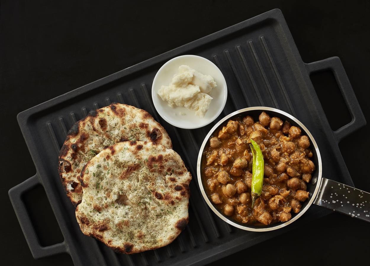 ホテル Taj Swarna, アムリトサル エクステリア 写真 Chole bhature