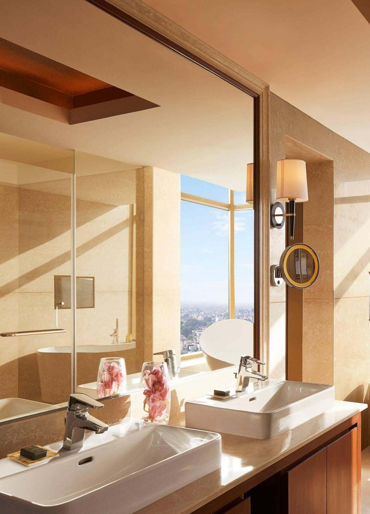ホテル Taj Swarna, アムリトサル エクステリア 写真 Bathroom